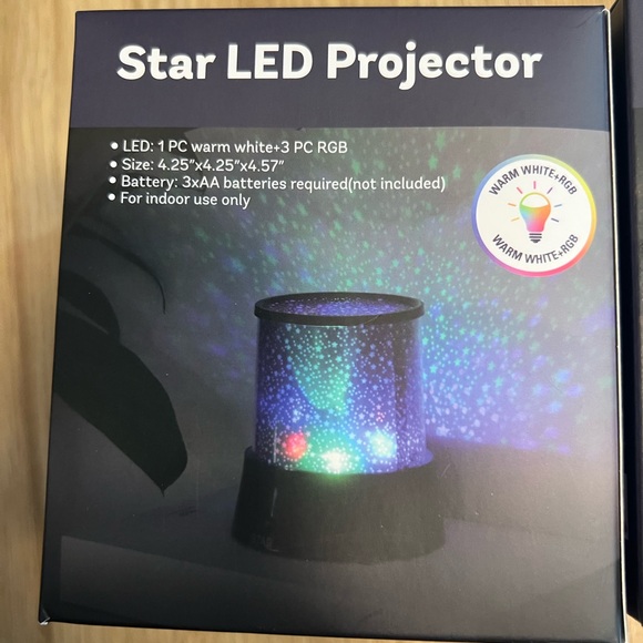 Star LED Projector - Picture 3 of 3